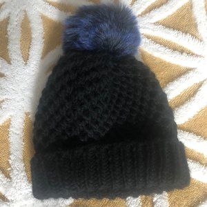 Black Knitted Beanie w Blue Fluffball